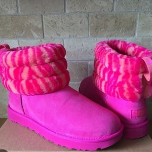 NWOB UGG Mini Fluff Rock Rose Zebra pink